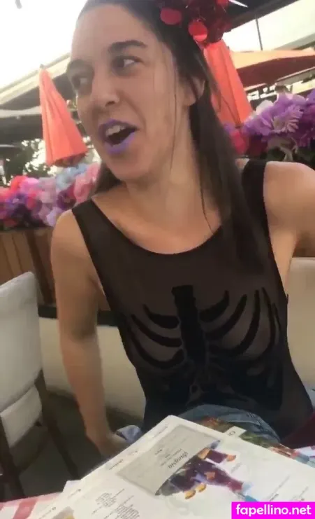 Jamie Loftus OnlyFans Thumbnail #8X0jRPYHDR