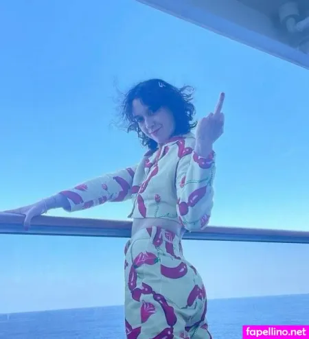 Jamie Loftus OnlyFans Thumbnail #bd5UhW4fBm