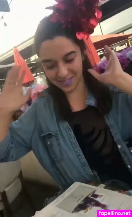 Jamie Loftus OnlyFans Thumbnail #rnVPaJEBCo