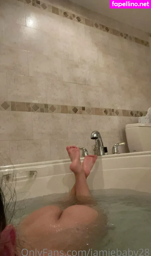 jamiebabiie, jamiebaby28 Nude Leaked OnlyFans Photo #13uPHOsDN7