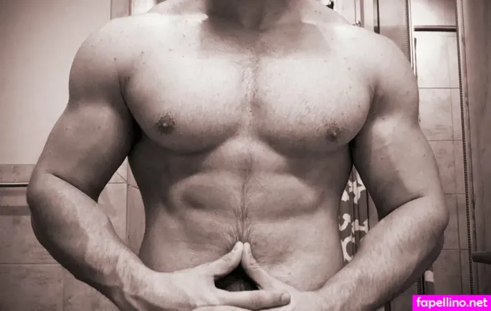 Jamietylerflex OnlyFans Thumbnail #4057xs1IEa