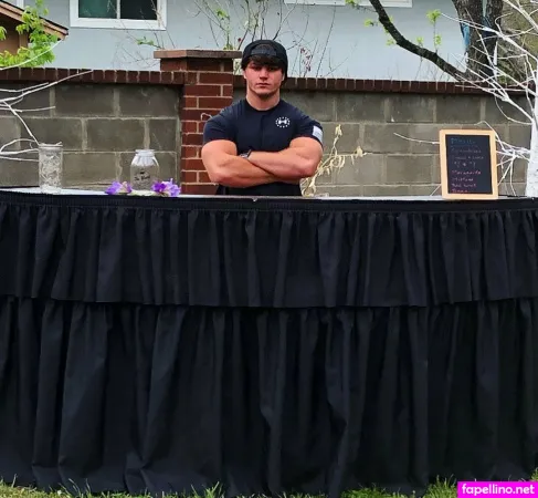 Jamietylerflex OnlyFans Thumbnail #CsBNdXxW3s