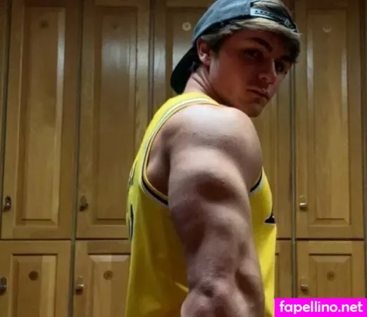 Jamietylerflex OnlyFans Thumbnail #bSyLJXSdgt