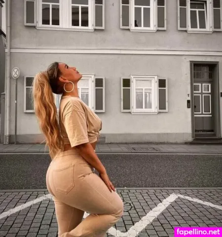 Jana Barca OnlyFans Thumbnail #2p26x20QlC