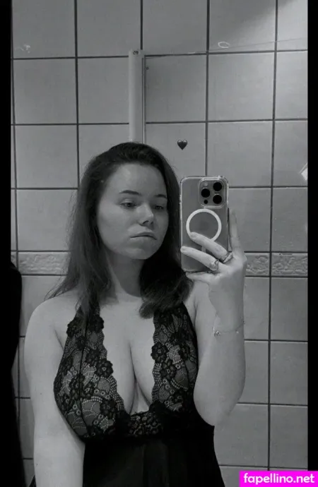 Jana Kristina Heiland OnlyFans Thumbnail #xX4BJPCI7Y