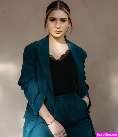 Jana Wosnitza OnlyFans Thumbnail #b0mdGPC7fD