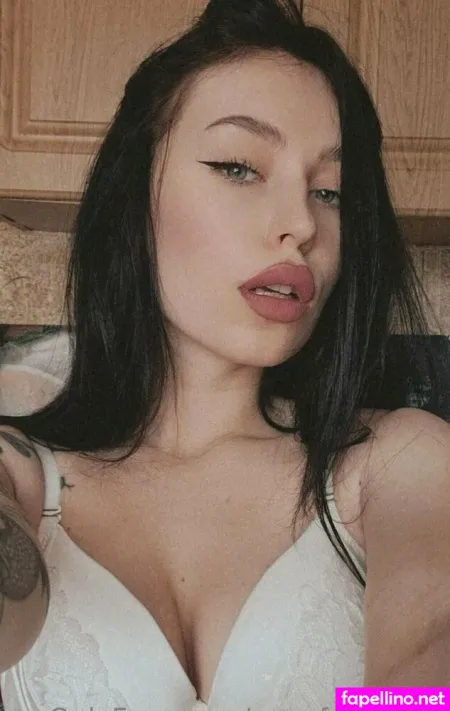 Janafoxxxy OnlyFans Thumbnail #E1OJzIekcr
