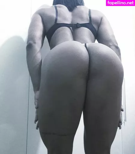 Janaina Lomeu OnlyFans Thumbnail #sLoPgDZJRj