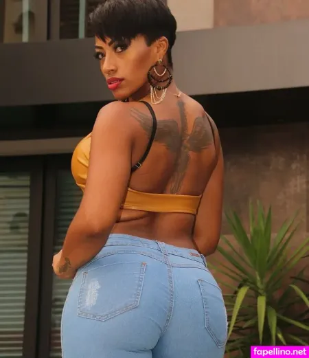 Janaina Simoes OnlyFans Thumbnail #YXS3UUD4UZ