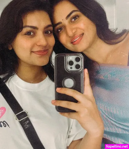 Janani Ashokkumar Main Profile Photo