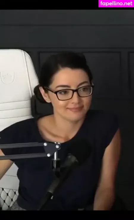 Jane Douglas OnlyFans Thumbnail #1kcCcMNW2D