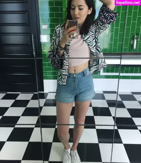 Jane Douglas OnlyFans Thumbnail #K4sTDXGIEz