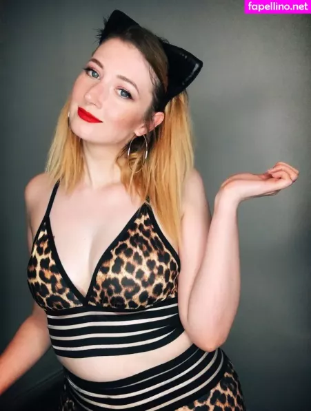 Jane Grey OnlyFans Thumbnail #FdIDl5TsyH