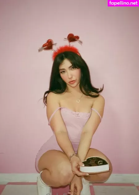 Jane Wilde 4 OnlyFans Thumbnail #ia7BzM9WjM