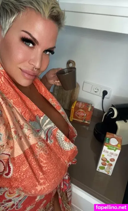 Janeblondofc OnlyFans Thumbnail #5iHOzHYpnK