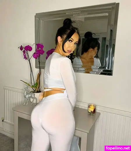 Janelle 1 OnlyFans Thumbnail #RynUZmb3Vz