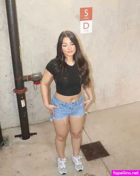 Janely Rosa OnlyFans Thumbnail #s1B6mo4HCt