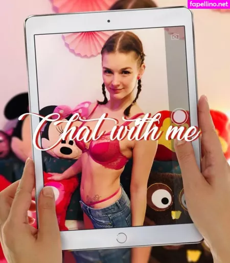 Janeyslifepeek OnlyFans Thumbnail #w7FK5F9pDG