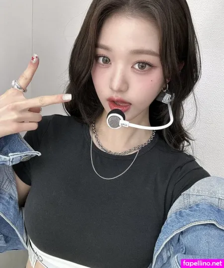 Jang Won Young OnlyFans Thumbnail #02x7Sw0kqf