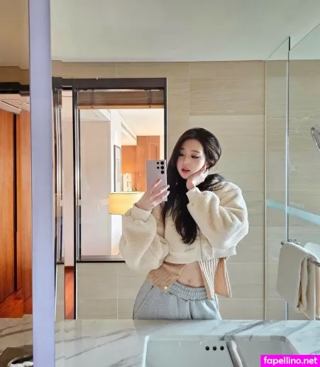 Jang Won Young OnlyFans Thumbnail #u4GVZm2OtU