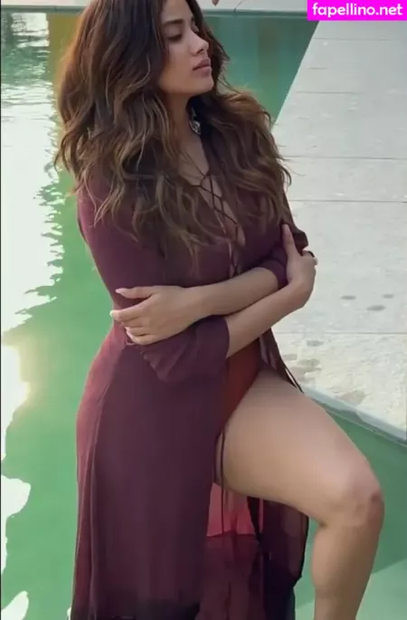Janhvi Kapoor OnlyFans Thumbnail #4uqqXhPa4v