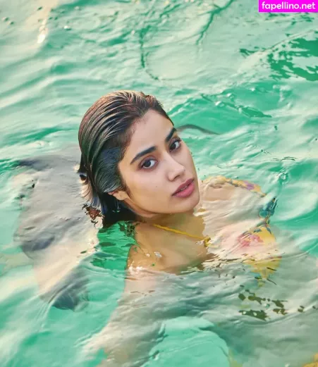 Janhvi Kapoor OnlyFans Thumbnail #g0PhhK1A1f