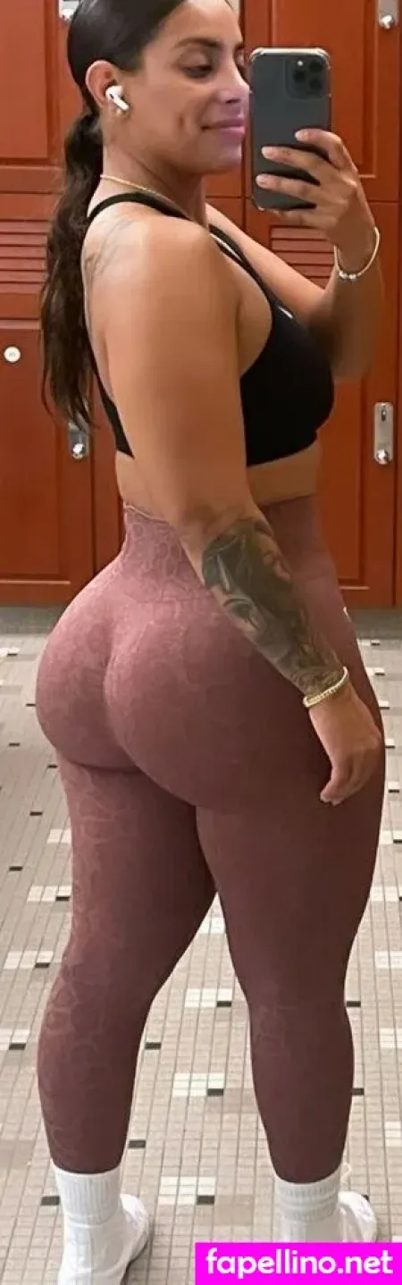 Janibel B OnlyFans Thumbnail #UQ7tx0JXwq