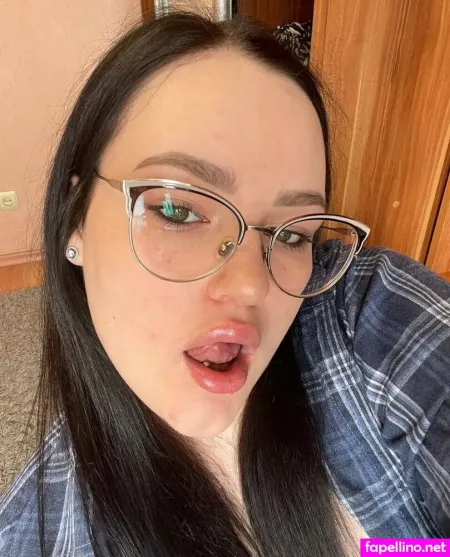 Janie Butterfly OnlyFans Thumbnail #WPc0mNikt4