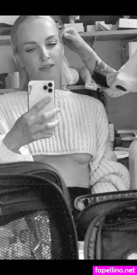 Janin Ullmann OnlyFans Thumbnail #IgHNZUXZQj