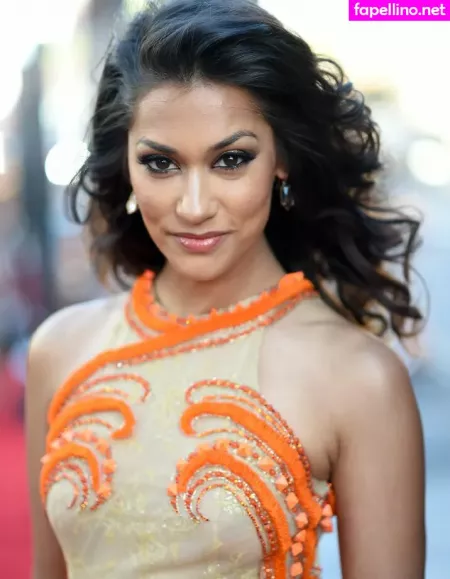 Janina Gavankar OnlyFans Thumbnail #BtdbEQ0y5Y