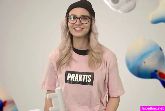 Janina Hille OnlyFans Thumbnail #IqjkH7Tqv6