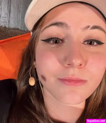 Janina Hille OnlyFans Thumbnail #No3wpuTydL
