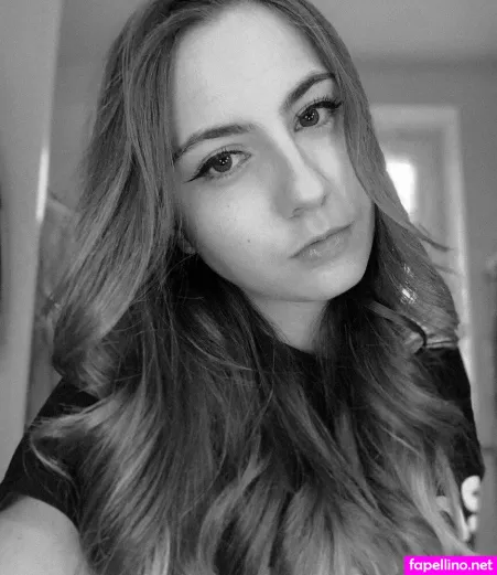 Janina Hille OnlyFans Thumbnail #Xrz5t487Fj