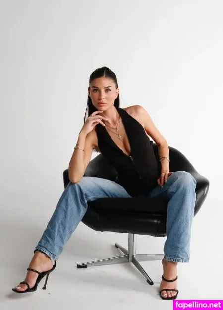 Janina Modica OnlyFans Thumbnail #zGi6s83E7M