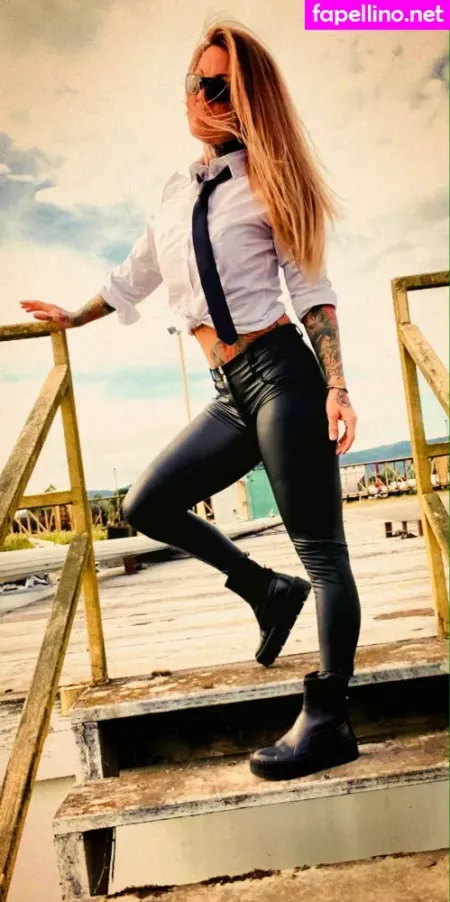 Janine Lindemulder OnlyFans Thumbnail #ldXfW5xi6p