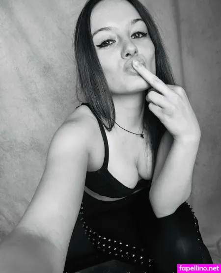 Janine Obermeier OnlyFans Thumbnail #AbTEjcmdTC