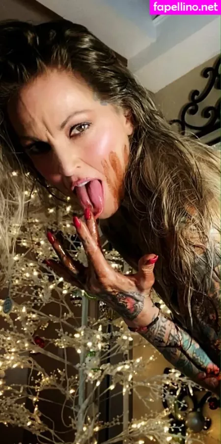 Janine OnlyFans Thumbnail #KobvBXmzmt