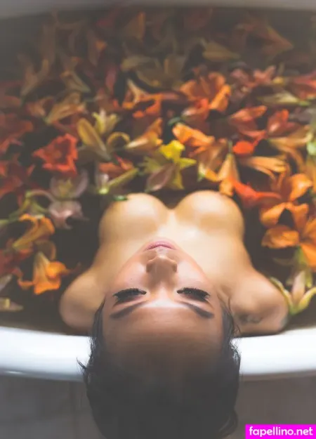 Janis True OnlyFans Thumbnail #7NKqkfhs04