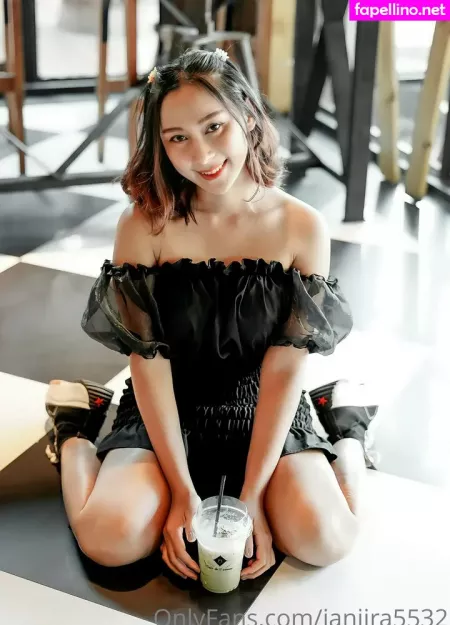 Janjira5532 OnlyFans Thumbnail #U2jbdFmVtk