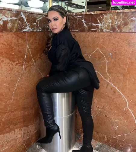 Janney Marin Rivera OnlyFans Thumbnail #EzUFyb7Uz5