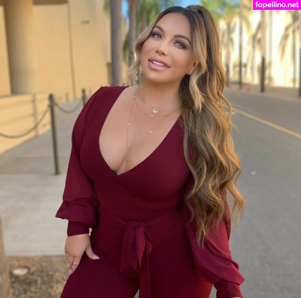 Chiquis, bossbeeofficial_losangeles Nude Leaked OnlyFans Photo #H6Tc8ubSYP