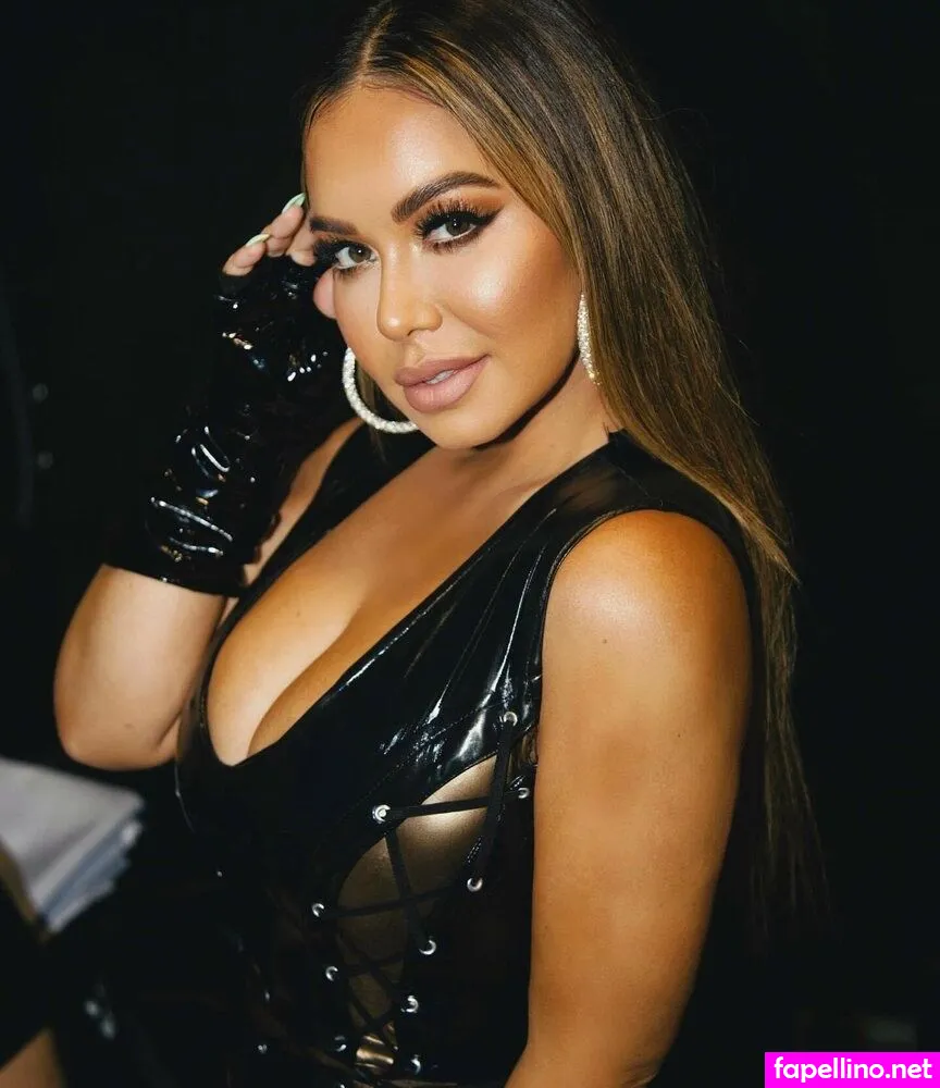 Chiquis, bossbeeofficial_losangeles Nude Leaked OnlyFans Photo #LTQJHUCDpY