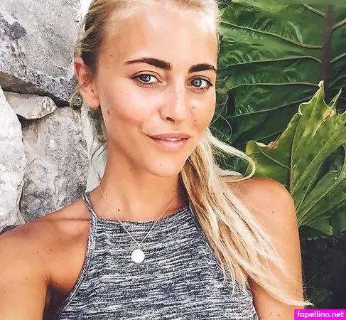 Janni Deler OnlyFans Thumbnail #UaL7qhxz3s