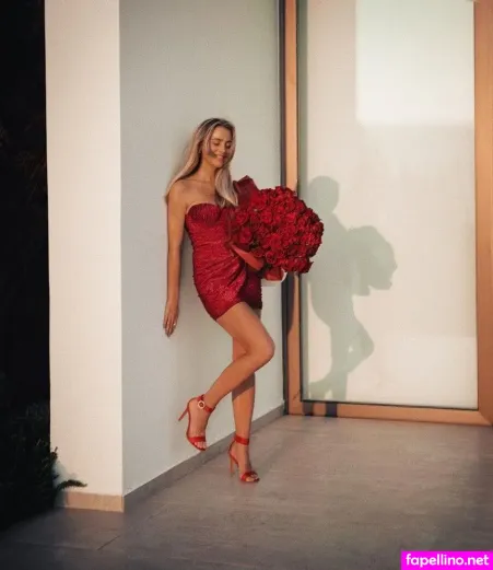 Janni Deler OnlyFans Thumbnail #VBpZDUfMkQ