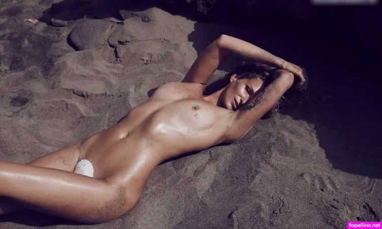 Janni Hnscheid OnlyFans Thumbnail #FVHBxPrugS