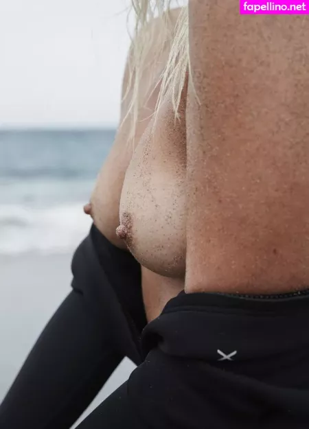Janni Honscheid OnlyFans Thumbnail #7oXNoSzUd9
