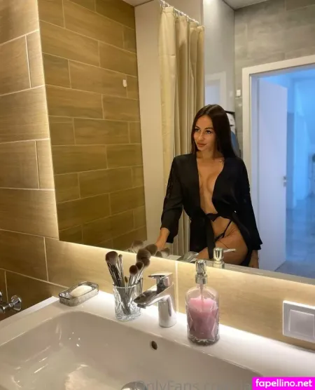 Jannybabyx OnlyFans Thumbnail #EDeUU5O7Pr