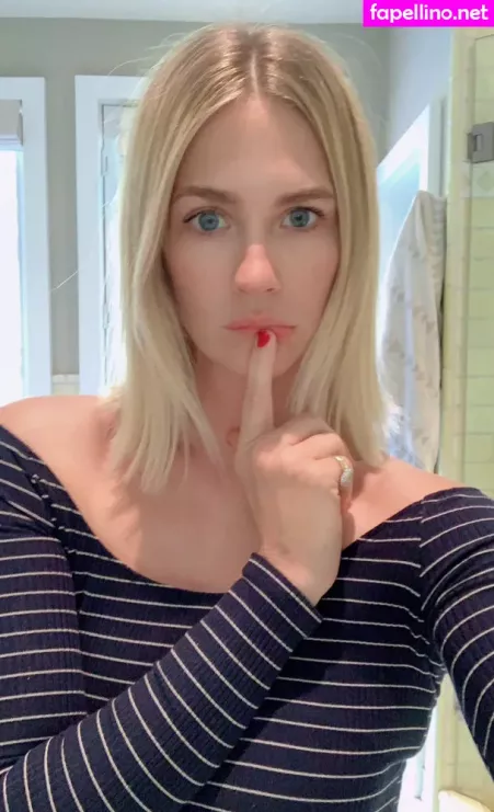 January Jones OnlyFans Thumbnail #PgtdElb2sl