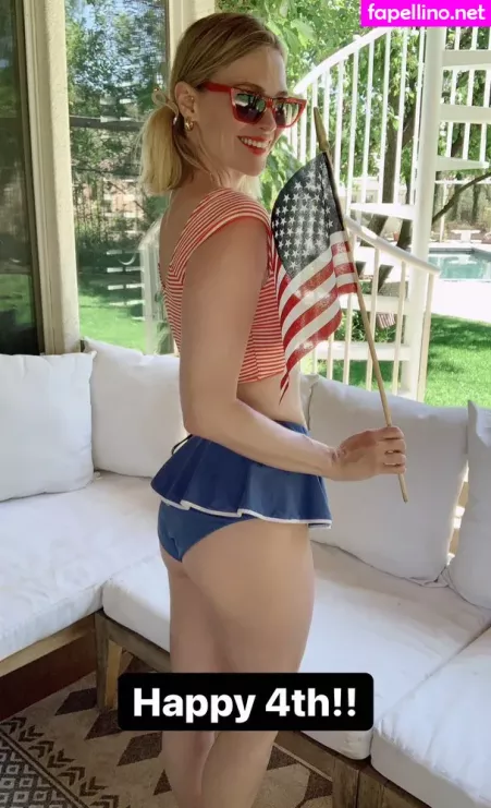 January Jones OnlyFans Thumbnail #S1wJIBfz8w