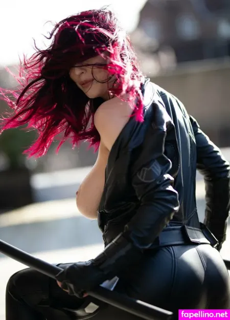 Januaryembersxo Main Profile Photo